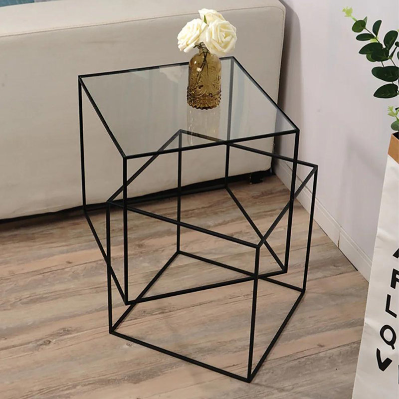 Table basse à dessus en verre