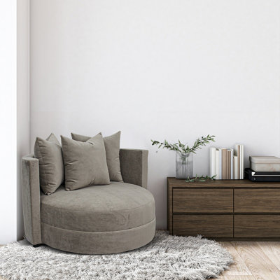 Fauteuil large 54,09 po Sota