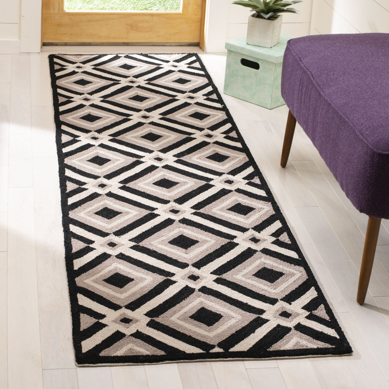 Hayes Hand Hooked Performance Geometric Rug, Runner 1'1" x 5'