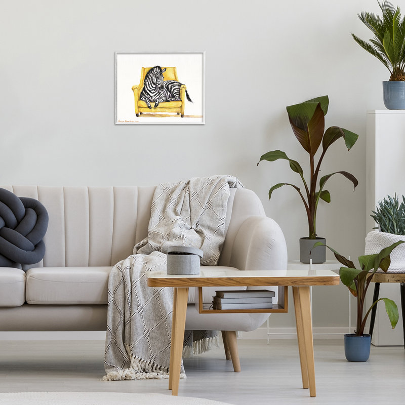 Mignon zèbre sur chaise jaune, estampe numérique, conception de George Dyachenko, H 11 po x l 14 po