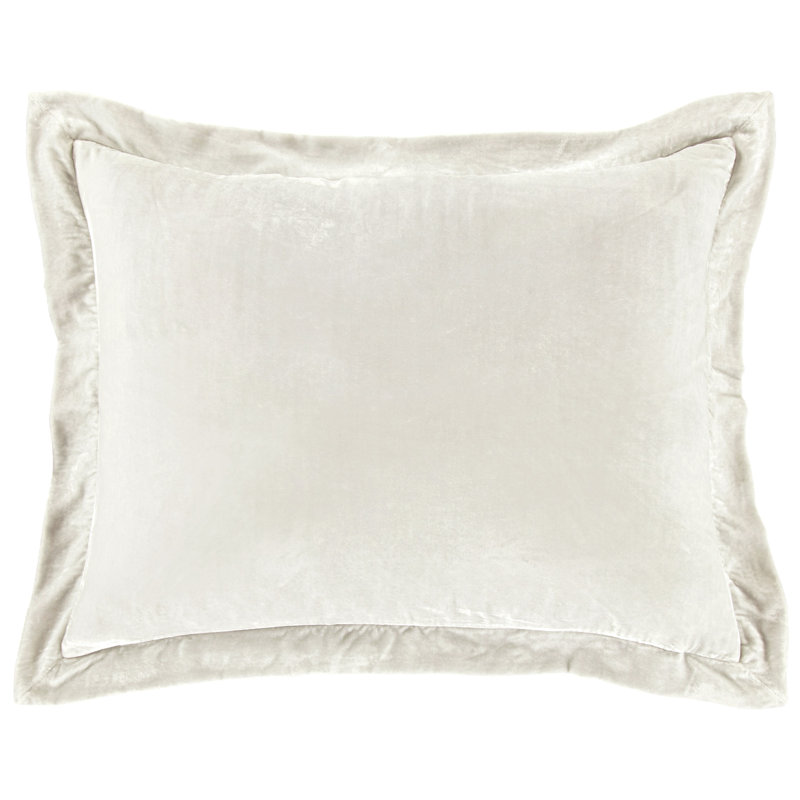 Coussin Stella, Pierre