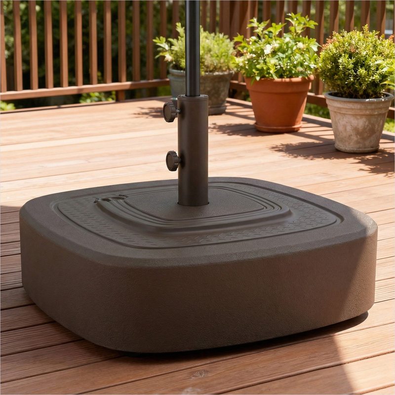 Base de parasol mobile remplissable avec finition grain de bois brun riche et roues verrouillables