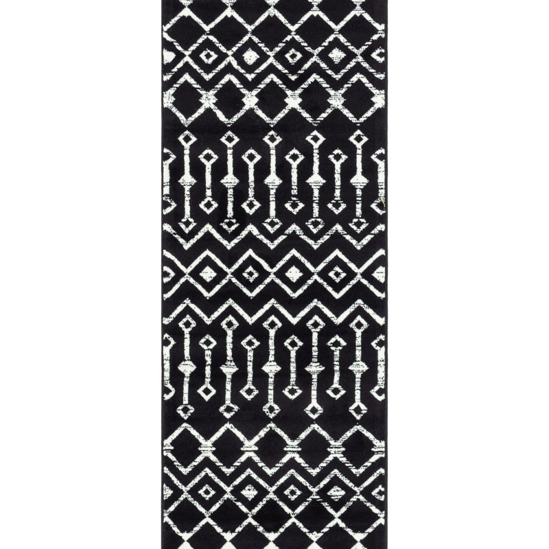 Selim Geometric Indoor Rug, Runner 2' x 6'7"