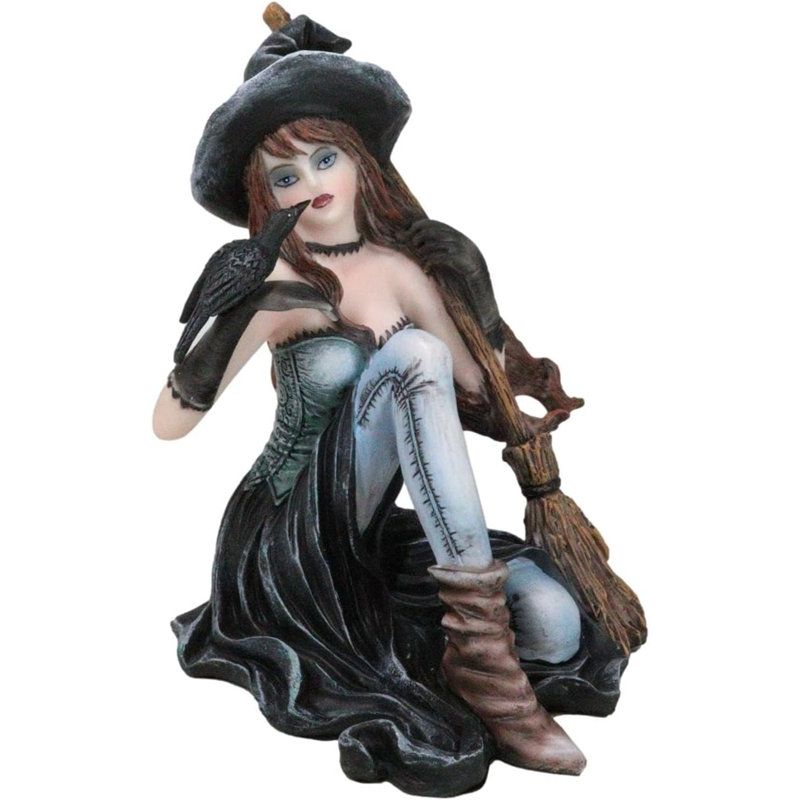 Kailor Fantasy & Sci-Fi Statue
