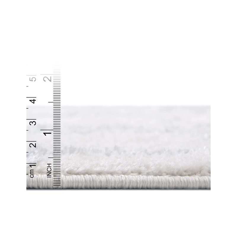 Tapis de style glam à motif géométrique blanc et argenté Glam, Ovale 5 pi 3 po x 8 pi