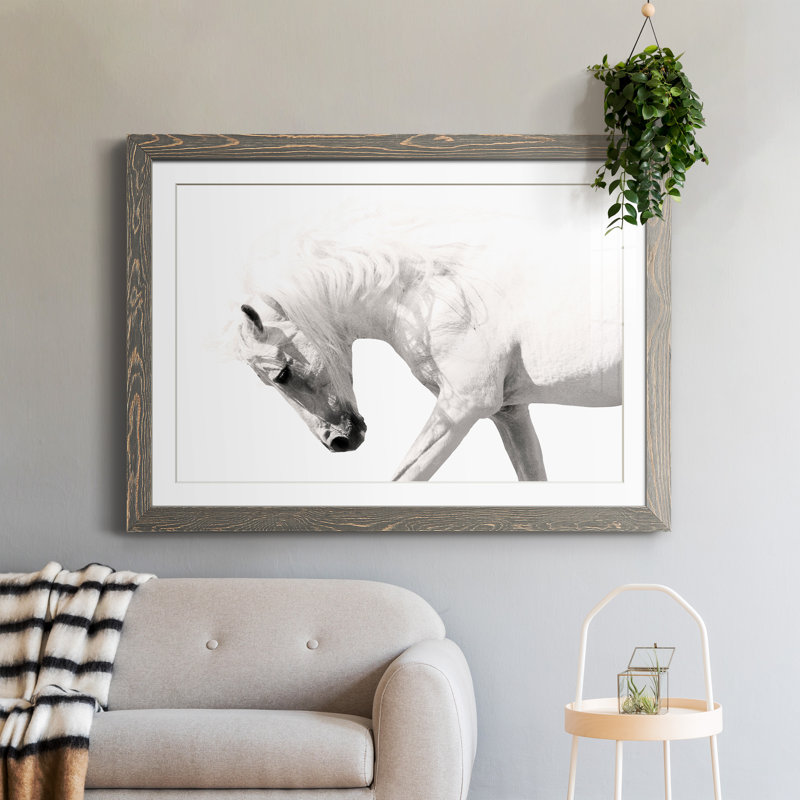 Neutral Stallion - Photographie avec cadre photo, H 37,5 po x l 27,5 po x P 1,5 po, Cadre en papier gris