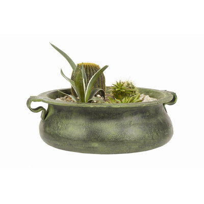 Pot de fleurs en métal urn