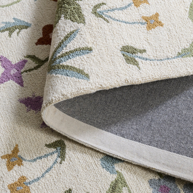 Martha Stewart Hand Tufted Wool, Cotton Floral Outdoor Rug, Rectangle 6' x 9'