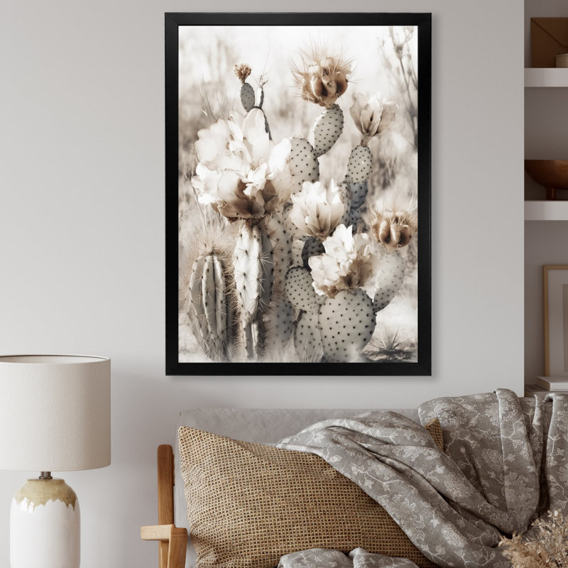 «Cream Desert Cactus - Cactus», art mural encadré, Cadre photo noir, H 44 po x l 34 po
