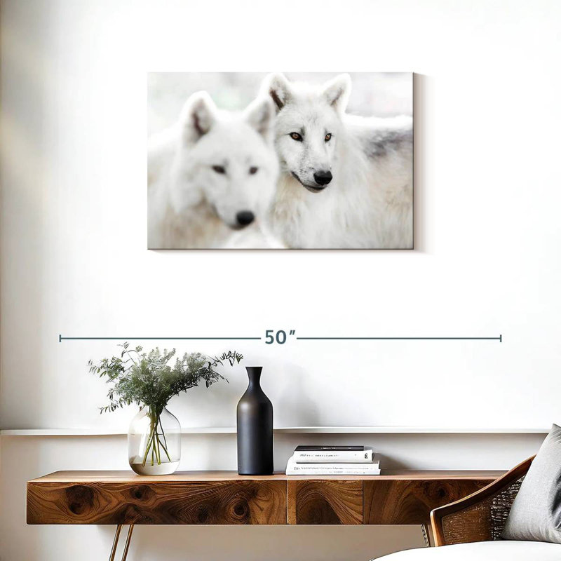 Brampt White Wolf II, 20" H x 30" W
