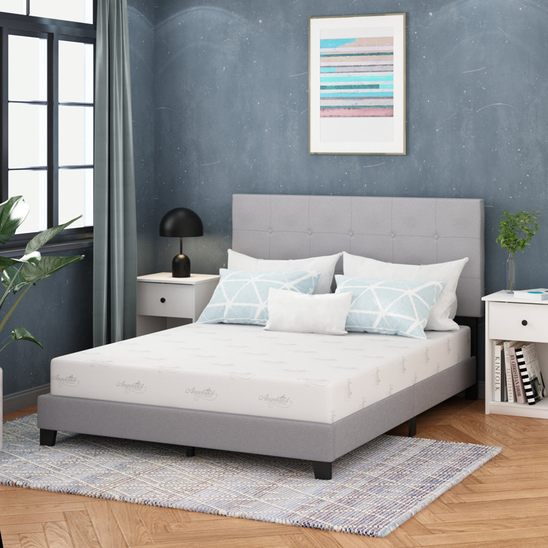 8'' Firm Memory Foam Mattress, Queen