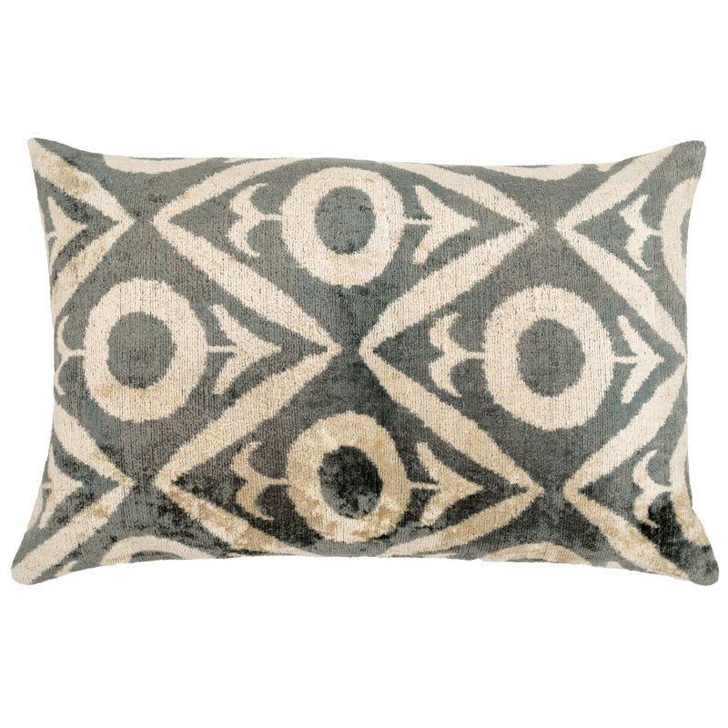 Oreiller en velours à formes géométriques, H 16 po x l 24 po, Gris / ivoire géométrique 2, Forme rectangulaire