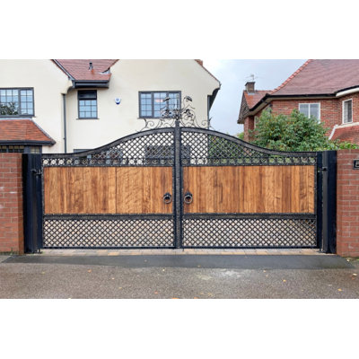 Orpheus Metal-Hardwood Driveway Gate Custom-Fabrication Metal Entry Gate