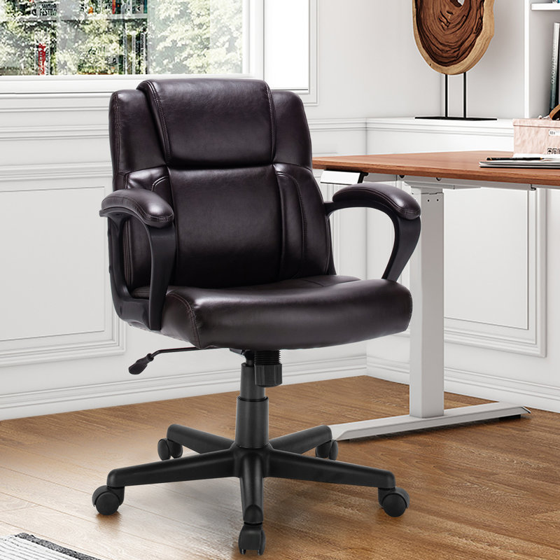 Aaleigha Executive Chair