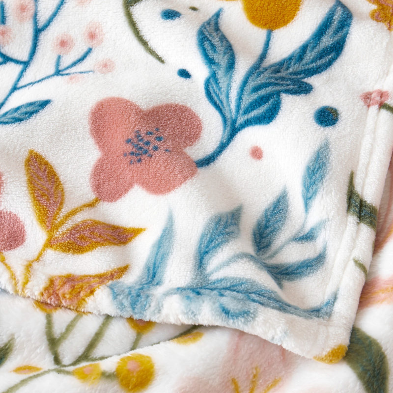 Jessica Simpson Mila Blankets
