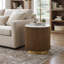 Table de bout ronde brune contemporaine 1 pièce avec plateau en marbre blanc et base dorée
