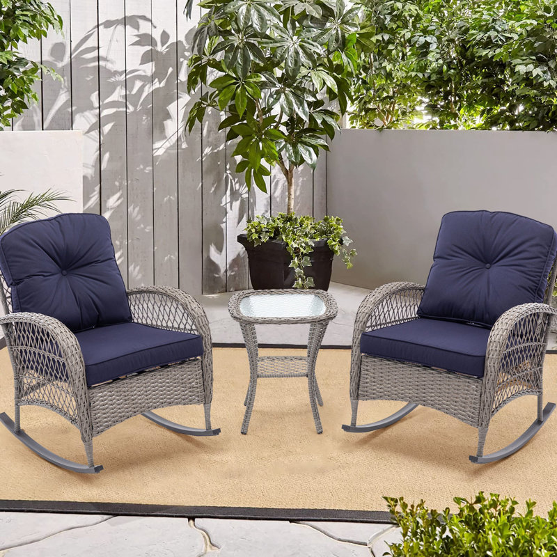 Chaise berçante en acier