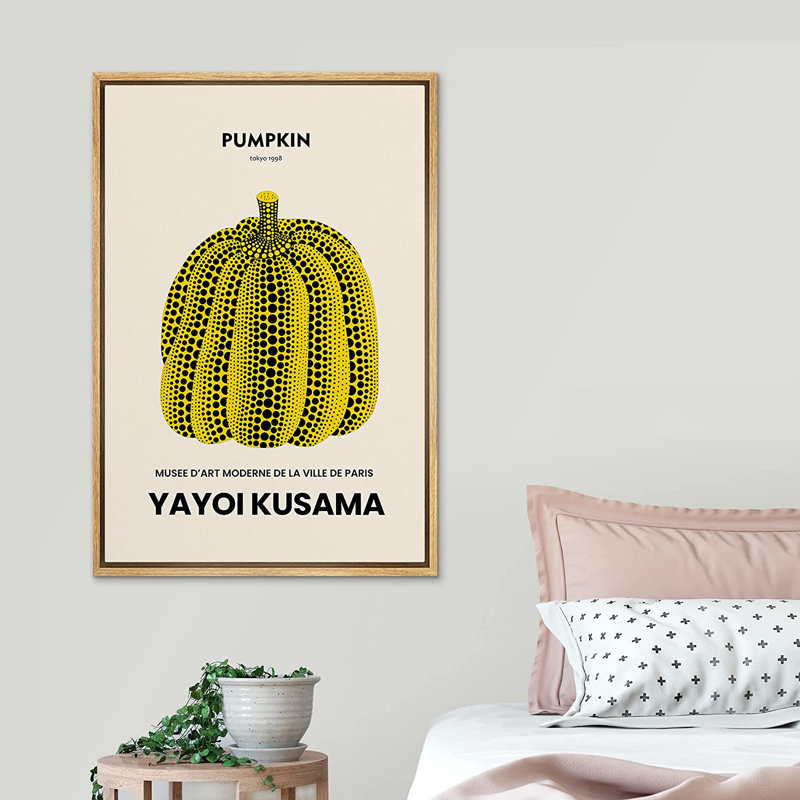 «Japanese Pumpkin» par Yayoi Kusama - Impression sur toile, H 36 po x l 24 po x P 1,5 po, Encadré naturel