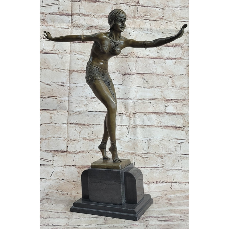 Figurines et sculptures
