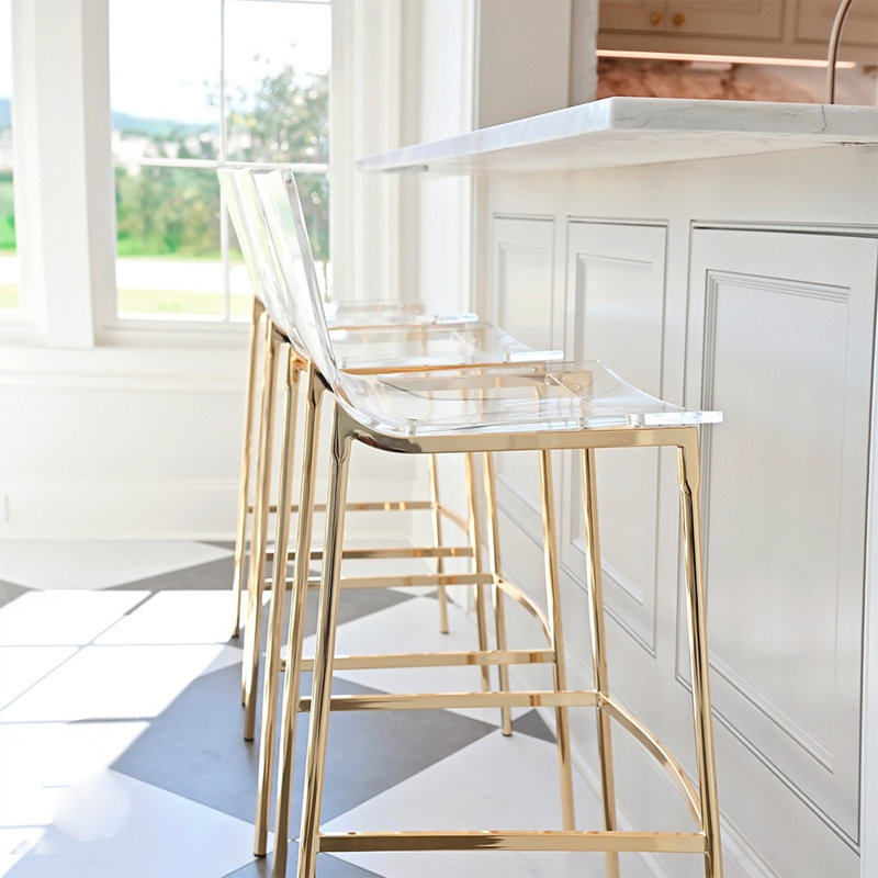 Tabouret en acrylique transparent Ved avec base polie, Transparent / or