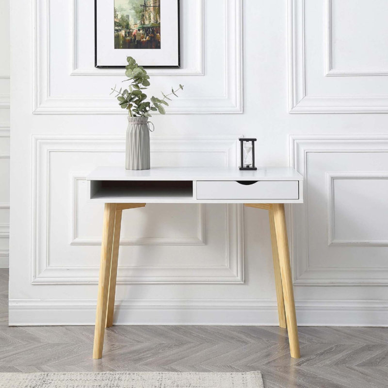 Bureau avec finition blanche et bois