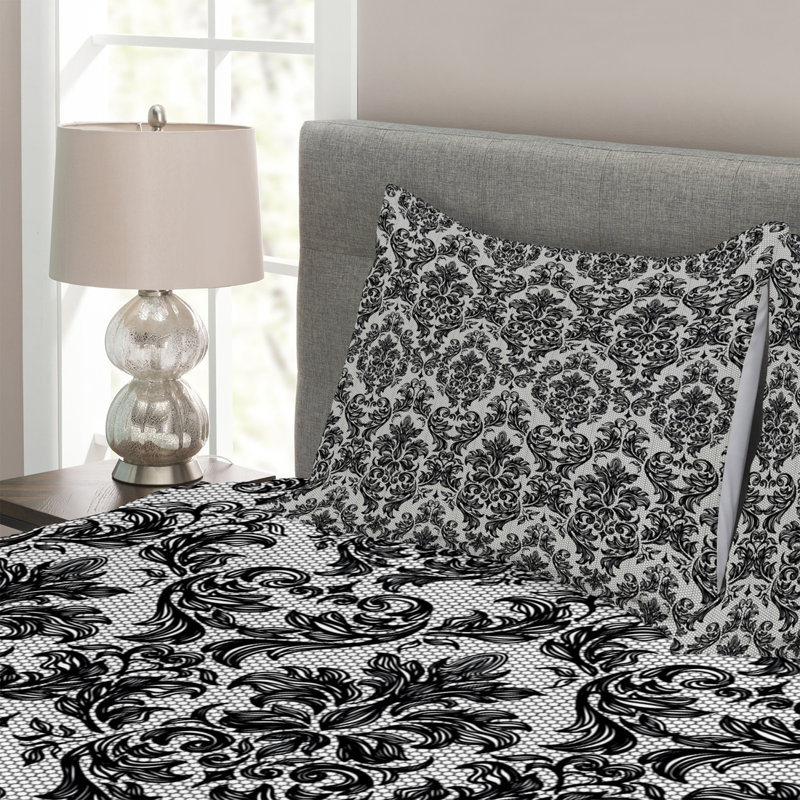 Adker Black/White Microfibre Bedspread Set, 220 x 264 cm