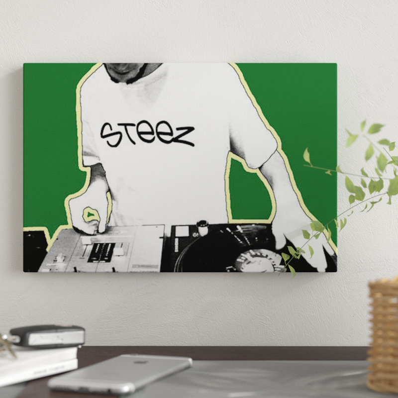 « dj », impression sur toile, H 8 po x l 12 po x P 0,75 po, Toile tendue, Pas de tapis