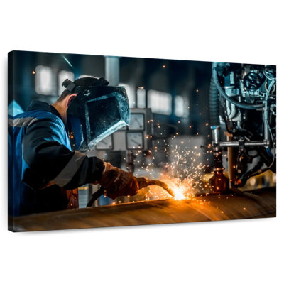 Alcaraz Welding Labor Worker