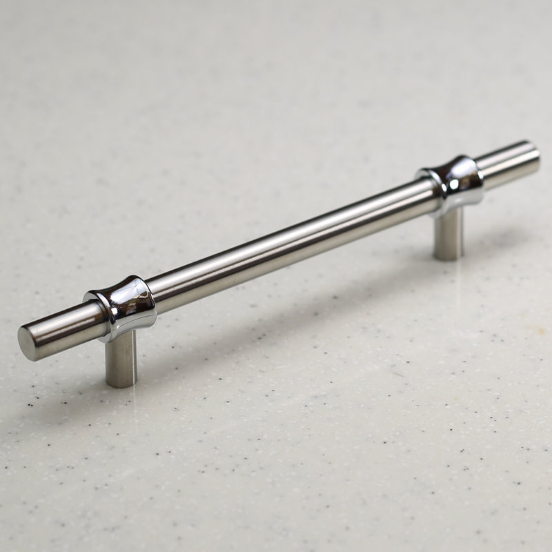 Poignée barre 5 1/16 po Barre Tri, Chrome poli
