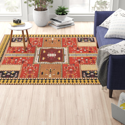 Estep Performance Geometric Rug