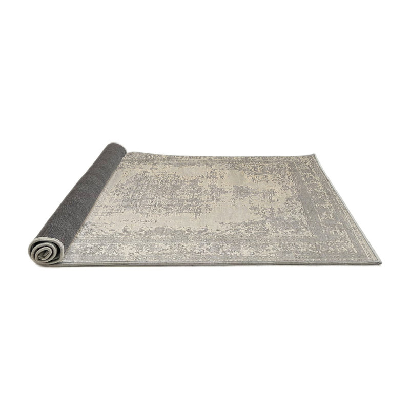 Hugette Oriental Indoor Rug, Round 3'