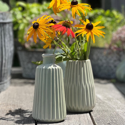 Cambriah Handmade Ceramic / Porcelain Table Vase