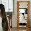 Miroir pleine grandeur en bois naturel