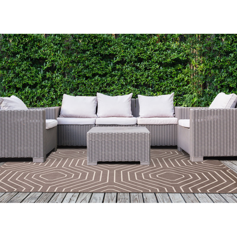 Tapis intérieur / extérieur crème Ody, Rectangle 5 pi 3 po x 7 pi 7 po