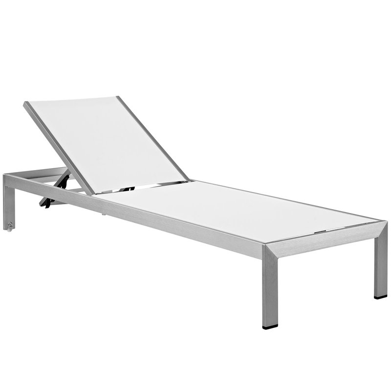 Chaise longue d'extérieur en filet Shore, Blanc argenté