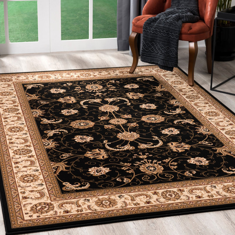 Aqila Oriental Indoor Rug, Rectangle  5'3" x 7'5"