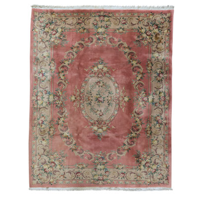 High-Quality Hand-Knotted Rose And Ivory Area Rug