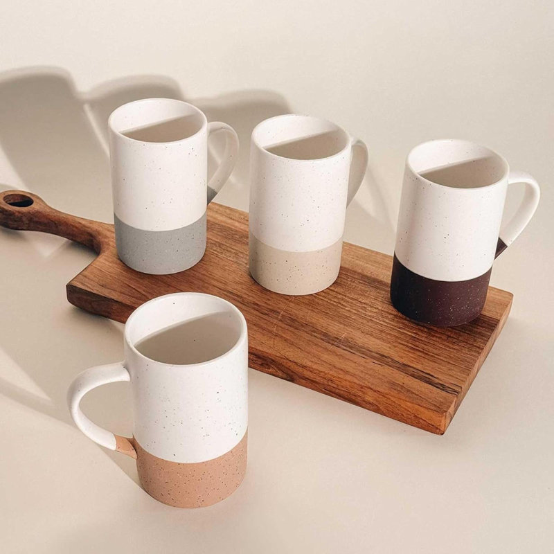 Ensemble de 4 grandes tasses à café avec poignée Mora Ceramics