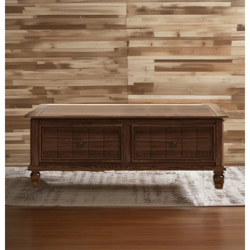 Table basse en bois massif vieilli