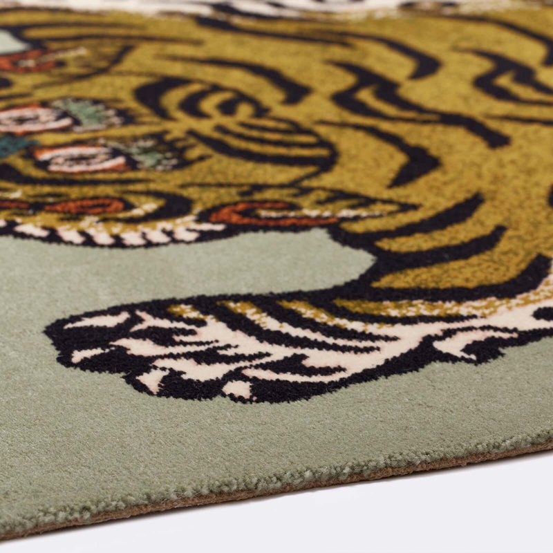 Saber Machine Woven Wool Area Rug in Sage/Khaki