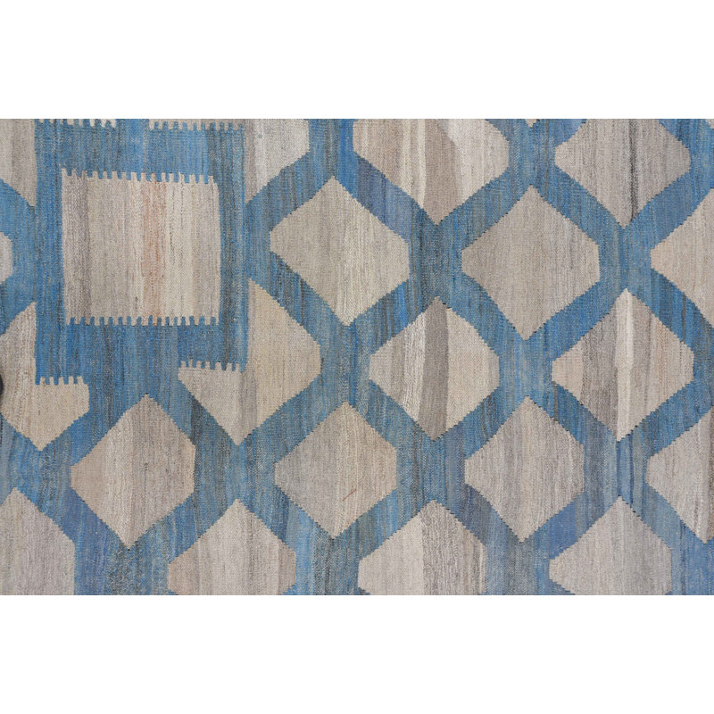 84732 Kilim