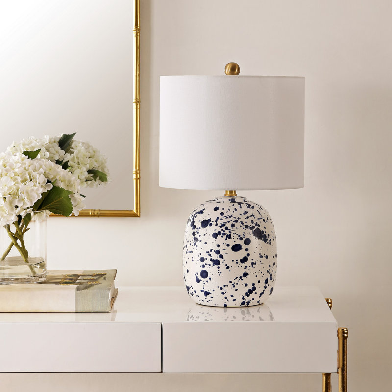 Avari 19.25" Ivory/Navy Standard Lamp