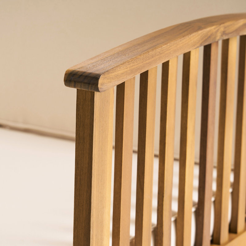 Fauteuils club pour l'extérieur - sièges profonds et garniture intérieure centrale en bois avec 2 coussins résistants aux intempéries