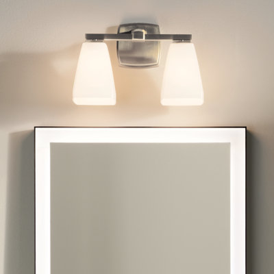 Éclairage pour salle de bain 2 lumières 14,25 po avec verre d'eau