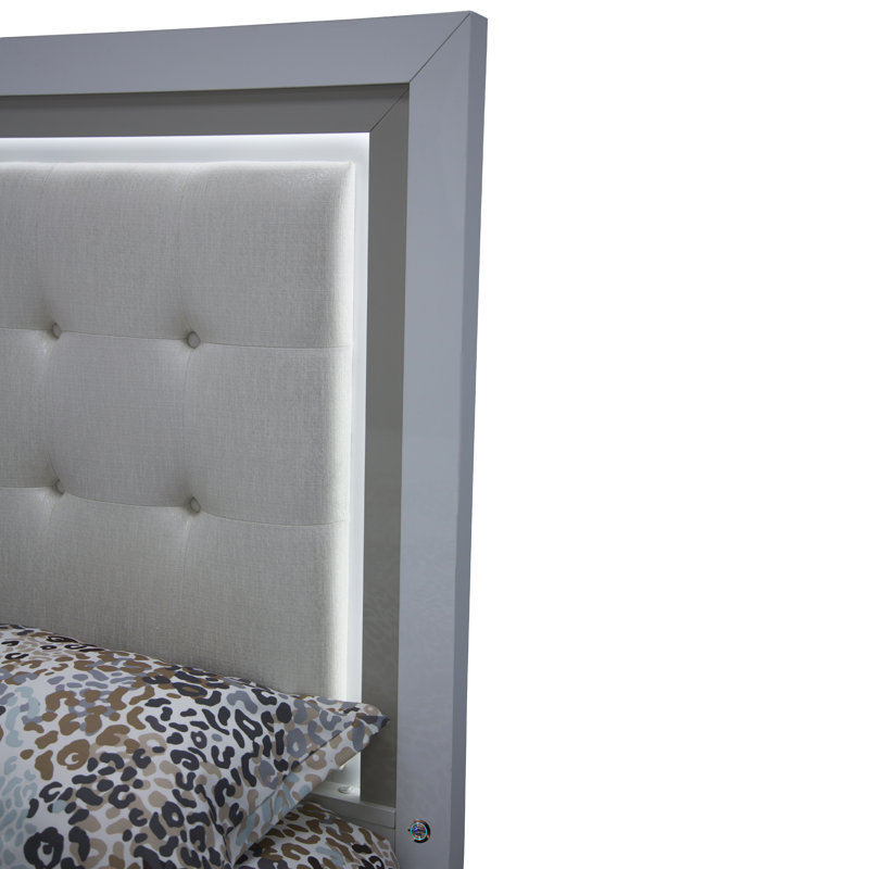 Sky Tower Upholstered Bed, Queen