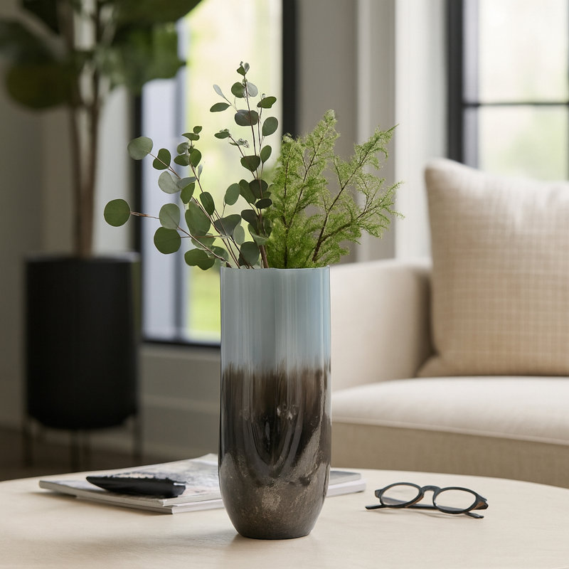 Vase en verre Artistic Ombre, H 14 po x l 6 po x P 6 po