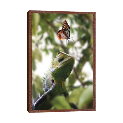 Chameleon and Butterfly 1 Piece Wall Art on Canvas