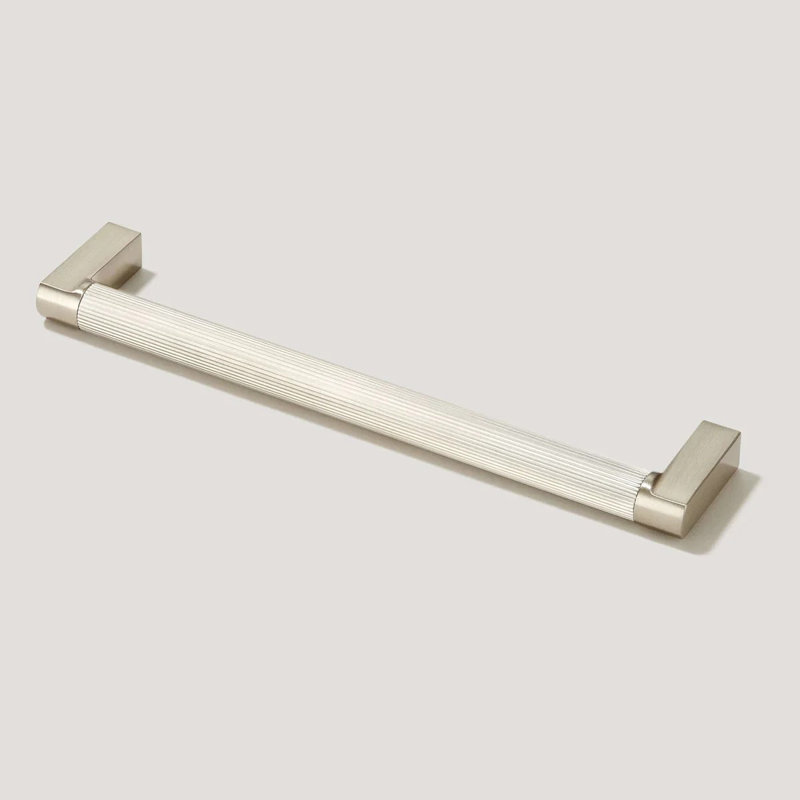 Poignée rainurée en D BECker (poignée seulement), 6.3", Acier Inoxydable