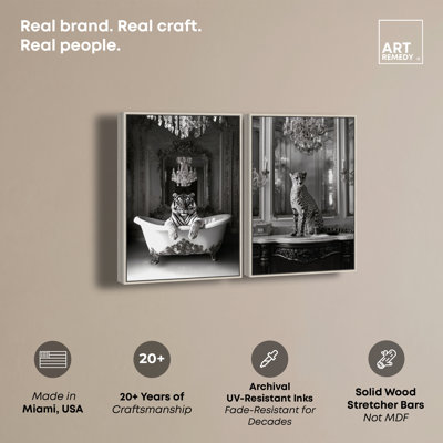 «Animal Bathroom Ornate Set», reproduction d'art sur toile par Art Remedy