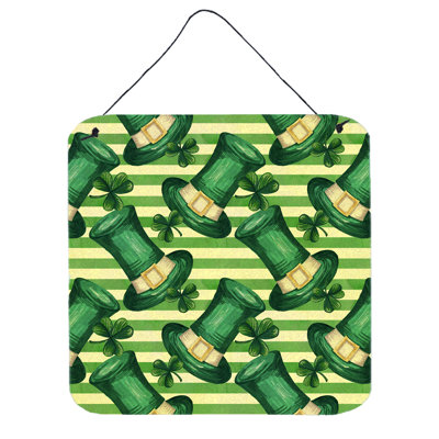 Wall Decor on Metal